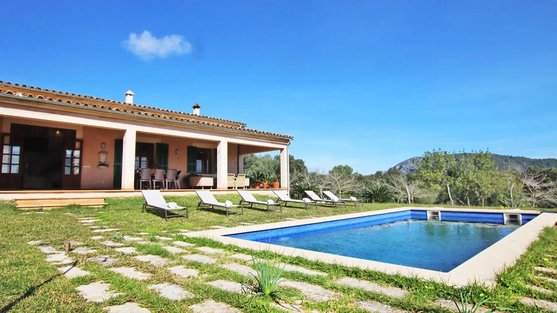 Villa Es Bosquet By Slow Villas Crestatx Spain