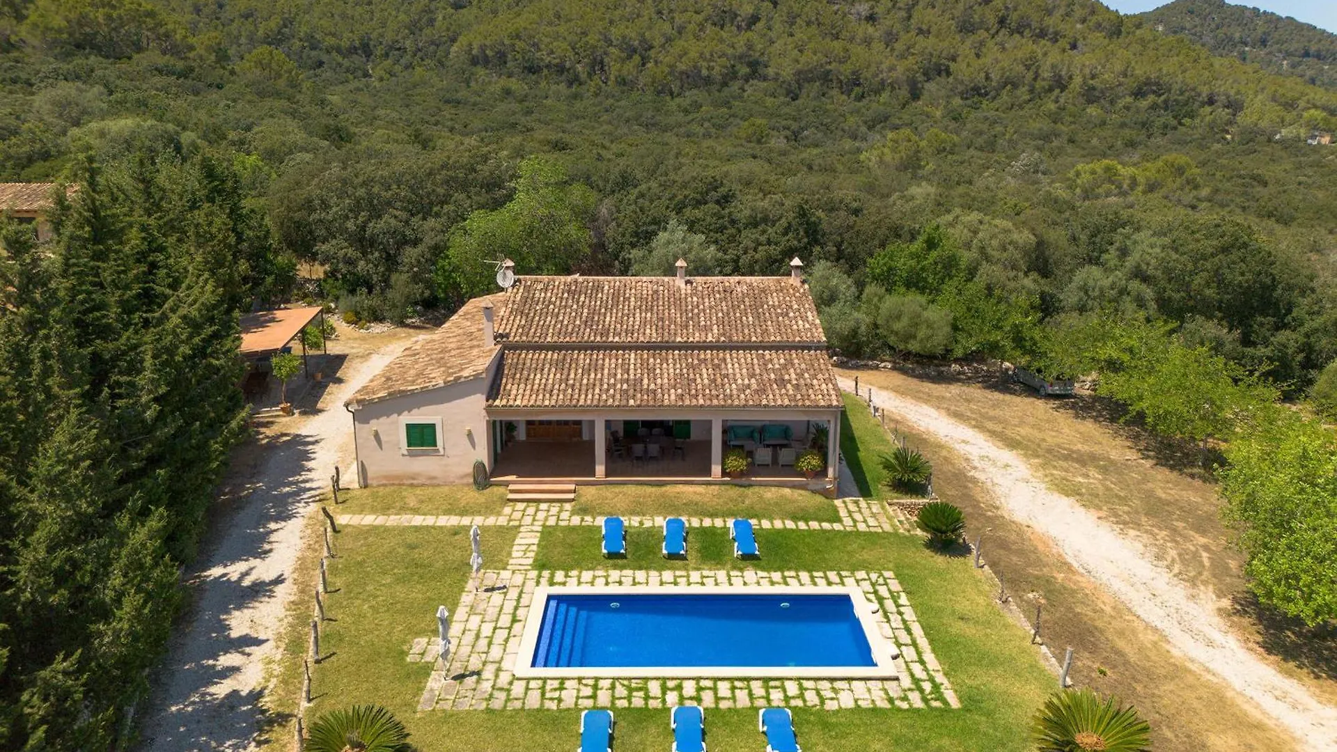 Villa Es Bosquet By Slow Villas Crestatx Spain